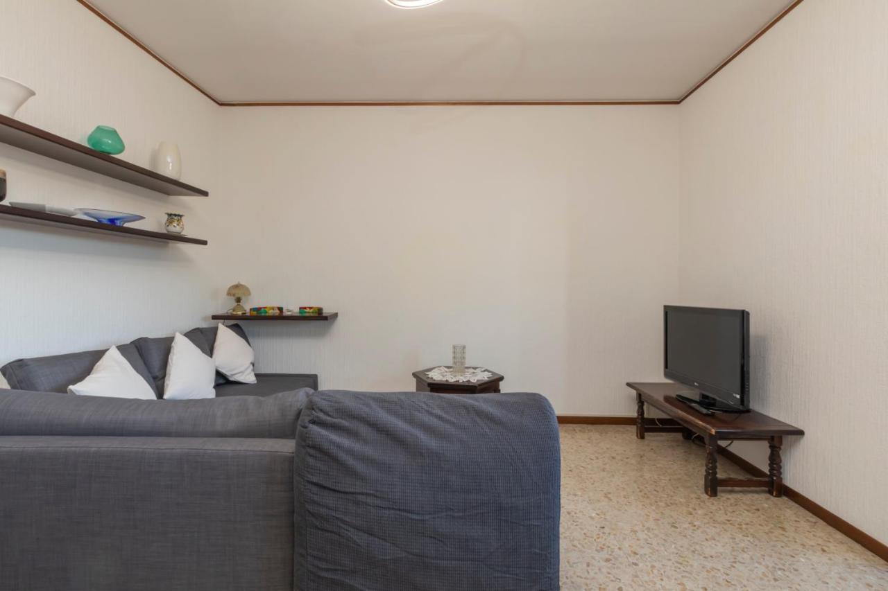 I Host Apartment - Ande 12 Милан Экстерьер фото