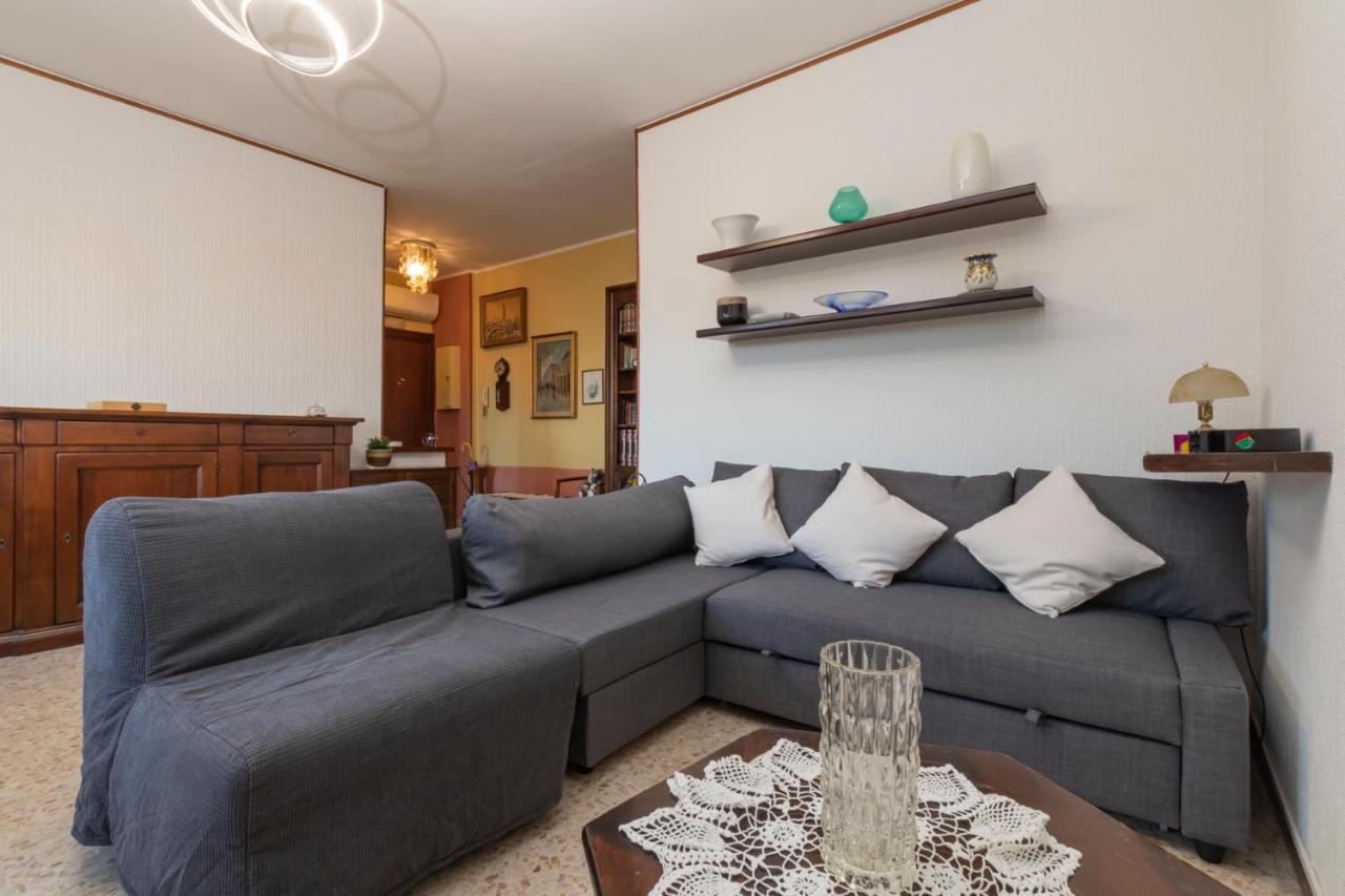 I Host Apartment - Ande 12 Милан Экстерьер фото