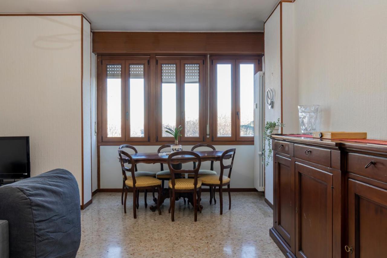 I Host Apartment - Ande 12 Милан Экстерьер фото